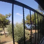 מלון Rainbow Bay Nature And אוזדרה