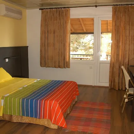 Rainbow Bay Nature And