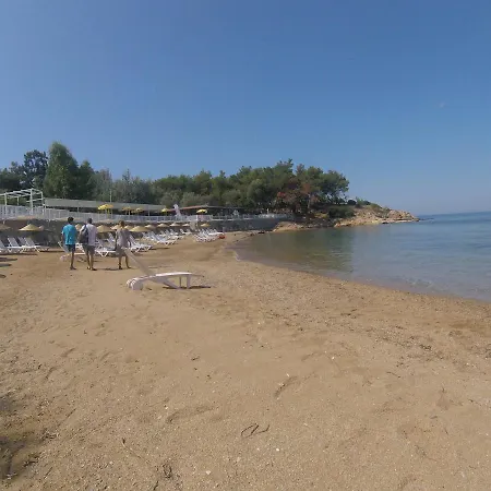 Rainbow Bay Nature And Ozdere