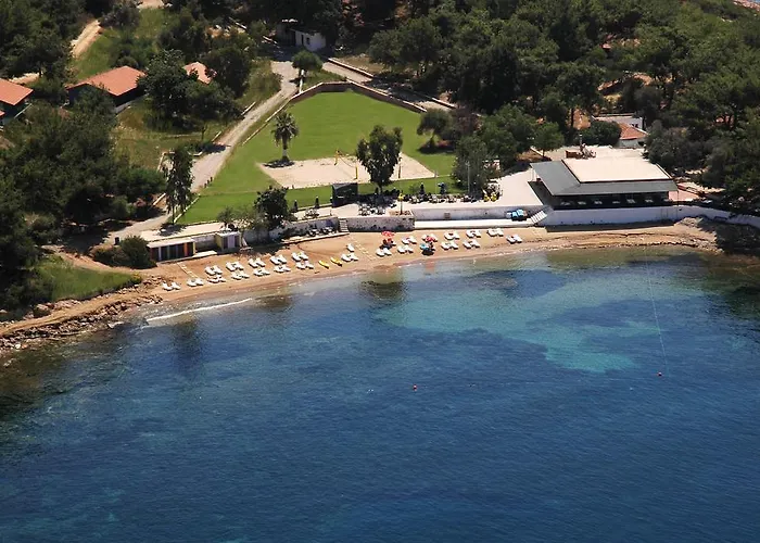 Rainbow Bay Nature And Özdere