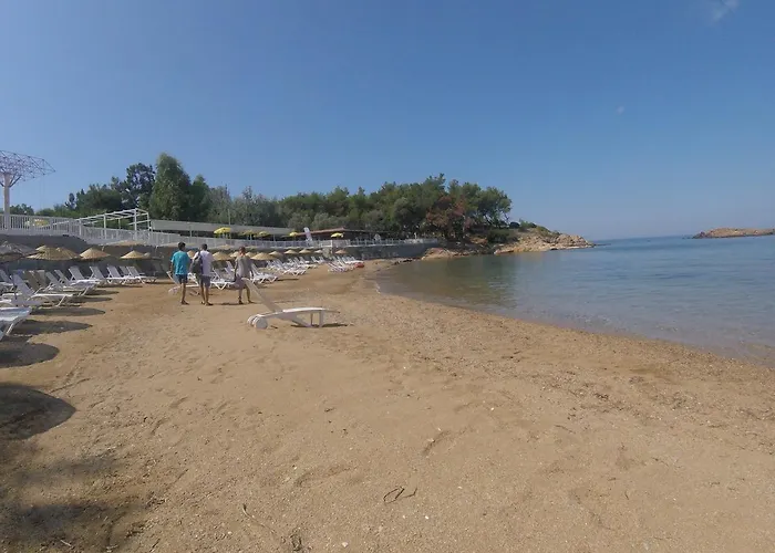 Rainbow Bay Nature And Özdere