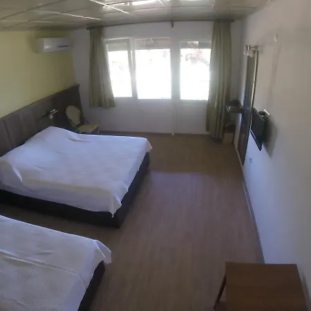 Rainbow Bay Hotel