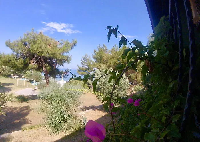 Rainbow Bay Nature And Отель